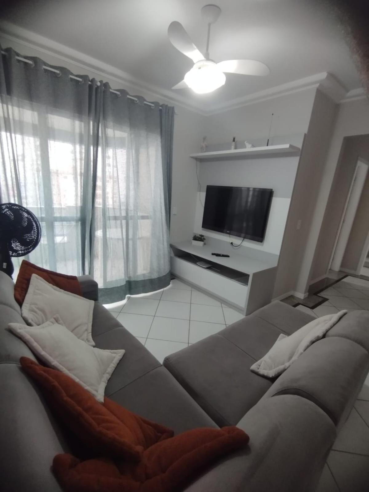 Frente Ao Shopping Apartamento *